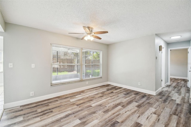 8910 Elm Leaf Ct, Port Richey, FL 34668 - photo 8