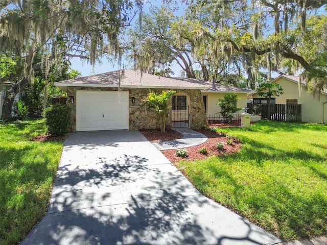 8910 Elm Leaf Ct, Port Richey, FL 34668 - photo 33