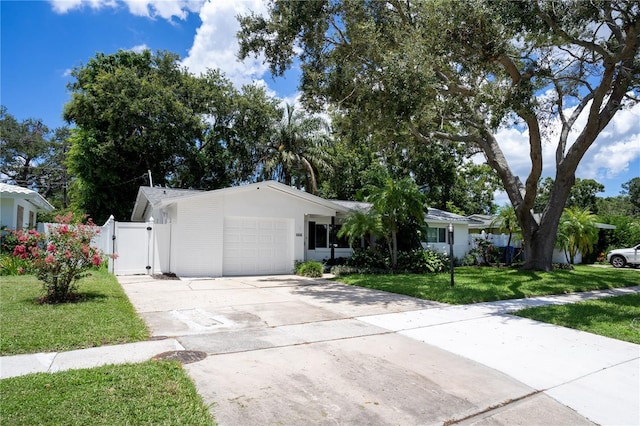 666 Brookfield Dr, Largo, FL 33771 - photo 2