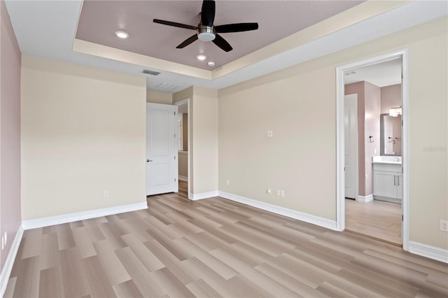 4887 Isola Ct, Wesley Chapel, FL 33543 - photo 18