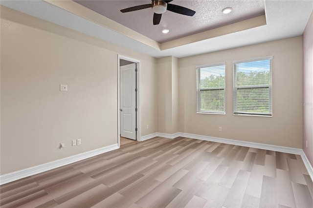 4887 Isola Ct, Wesley Chapel, FL 33543 - photo 20