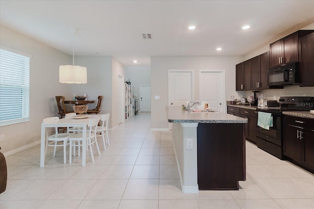 3709 Daisy Bloom Pl, Tampa, FL 33619 - photo 8