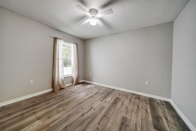 17034 Ongar Ct, Land O Lakes, FL 34638 - photo 18