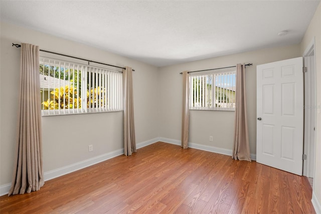 8054 Bayshore Dr, Seminole, FL 33776 - photo 11