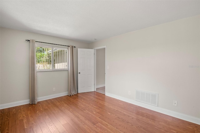8054 Bayshore Dr, Seminole, FL 33776 - photo 19