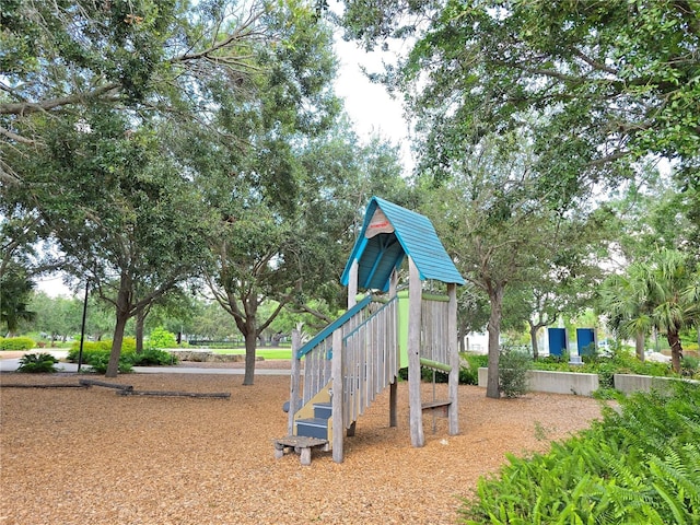 18 S Jupiter Ave, Clearwater, FL 33755 - photo 16