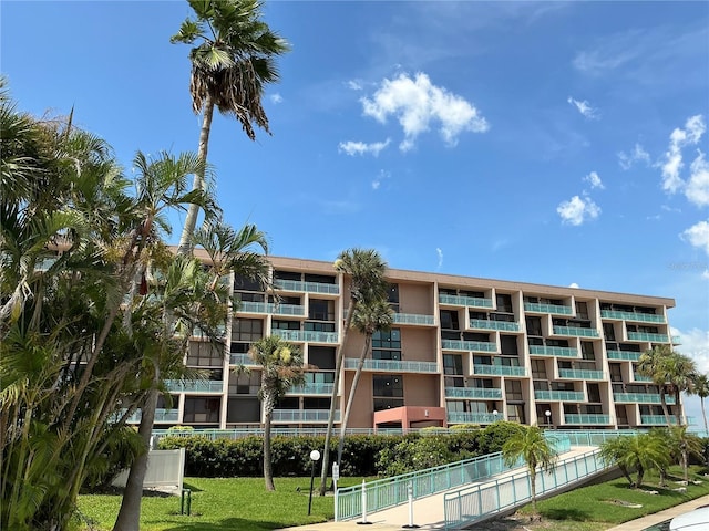 1 Key Capri Unit 213E, Treasure Island, FL 33706 - photo 1