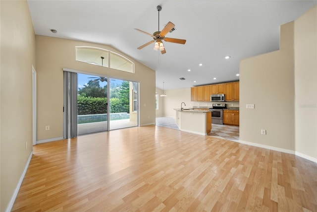 4049 Marlow Loop, Land O Lakes, FL 34639 - photo 6