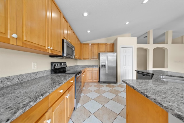 4049 Marlow Loop, Land O Lakes, FL 34639 - photo 12