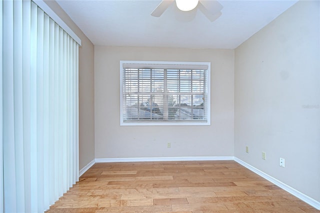 5912 Newberry Ct, Zephyrhills, FL 33542 - photo 25