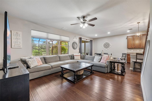 3105 Winglewood Cir, Lutz, FL 33558 - photo 16