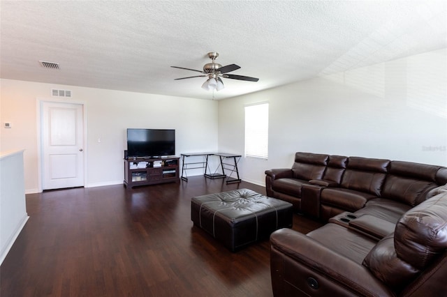 36686 Goffaux Loop, Zephyrhills, FL 33541 - photo 2