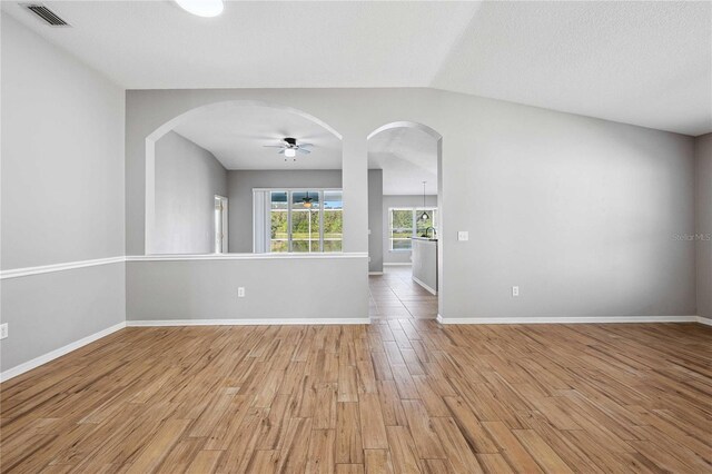 31052 Wrencrest Dr, Wesley Chapel, FL 33543 - photo 16