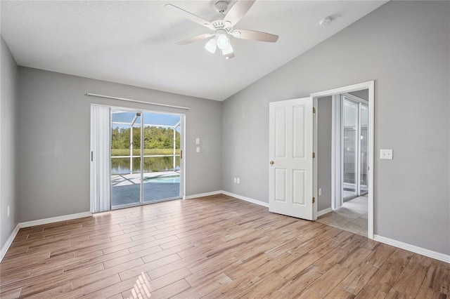 31052 Wrencrest Dr, Wesley Chapel, FL 33543 - photo 29