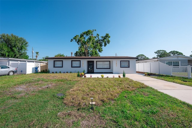 8217 Tanglewood Ln, Tampa, FL 33615 - photo 3