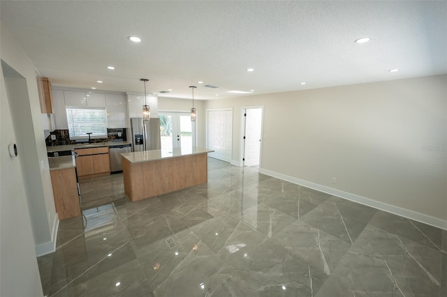 8217 Tanglewood Ln, Tampa, FL 33615 - photo 8