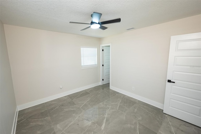 8217 Tanglewood Ln, Tampa, FL 33615 - photo 25