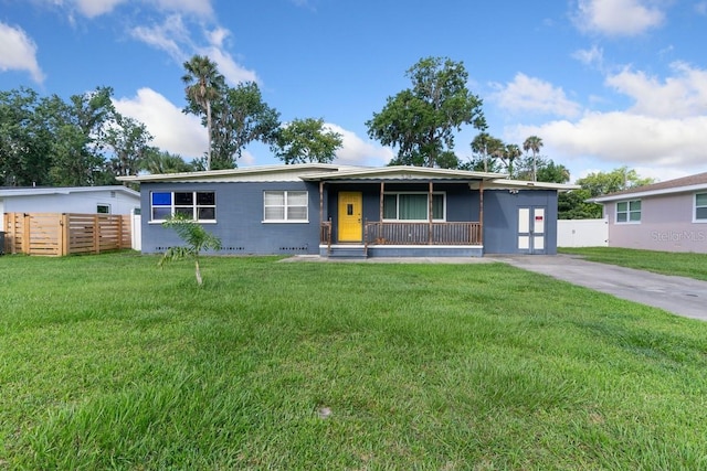 536 S Seneca Blvd, Daytona Beach, FL 32114 - photo 1
