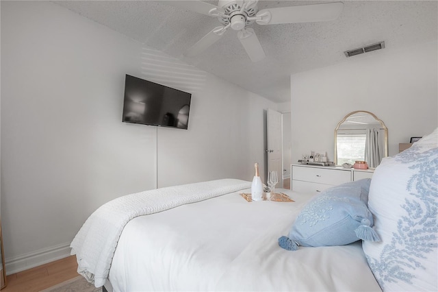 1232 Holly Cir, Oldsmar, FL 34677 - photo 25