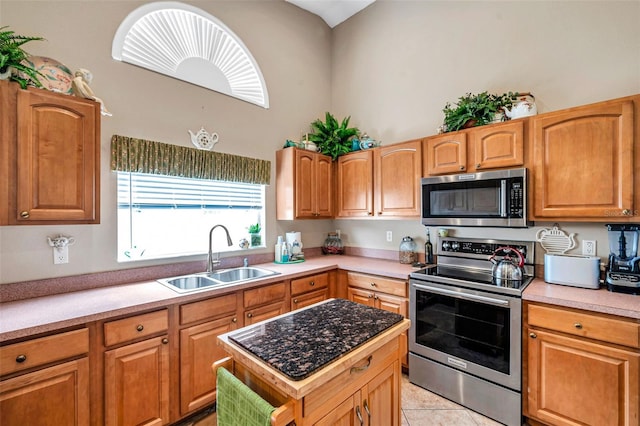 5646 Whitebark Dr, Wesley Chapel, FL 33543 - photo 14
