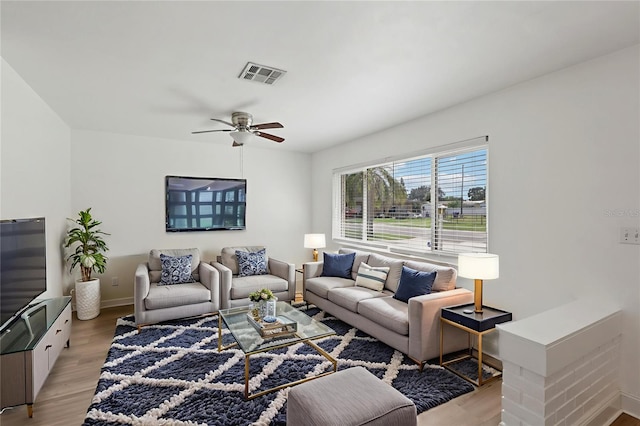 7499 7th St N, Saint Petersburg, FL 33702 - photo 2