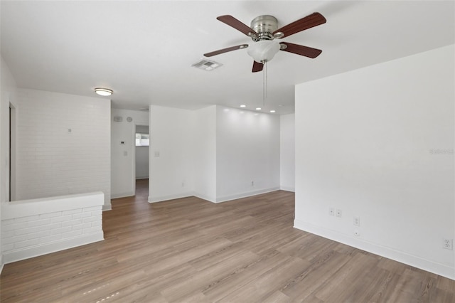 7499 7th St N, Saint Petersburg, FL 33702 - photo 23