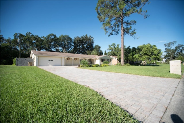 813 Druid Hills Rd, Temple Terrace, FL 33617 - photo 2