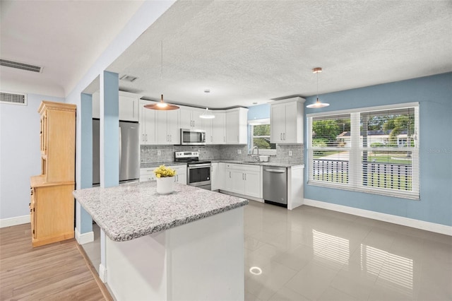1571 Jeffords St, Clearwater, FL 33756 - photo 3