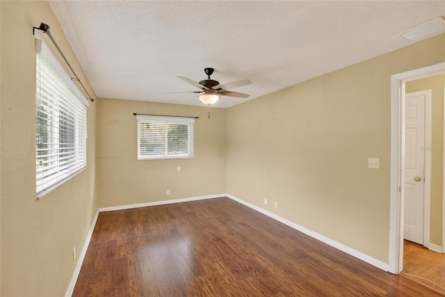 12325 Green Oak Ln, Dade City, FL 33525 - photo 30