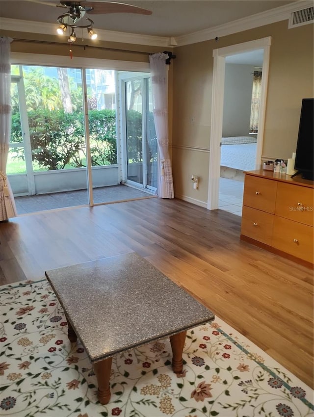 6817 Stonesthrow Cir N Unit 17107, Saint Petersburg, FL 33710 - photo 22