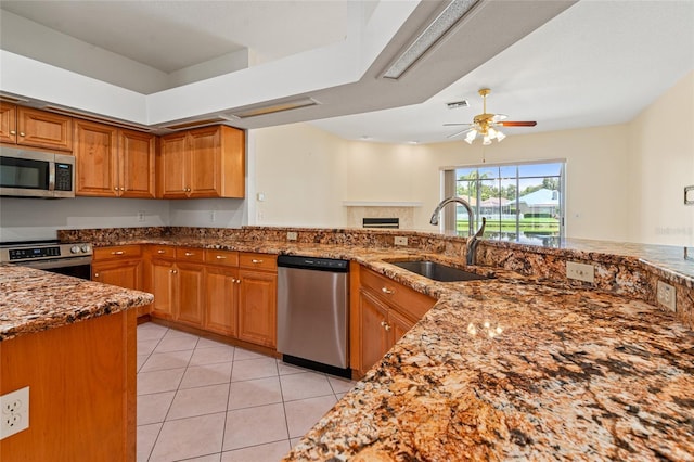 1406 Deerbourne Dr, Wesley Chapel, FL 33543 - photo 14