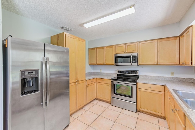 36345 Urban Rd, Zephyrhills, FL 33541 - photo 14