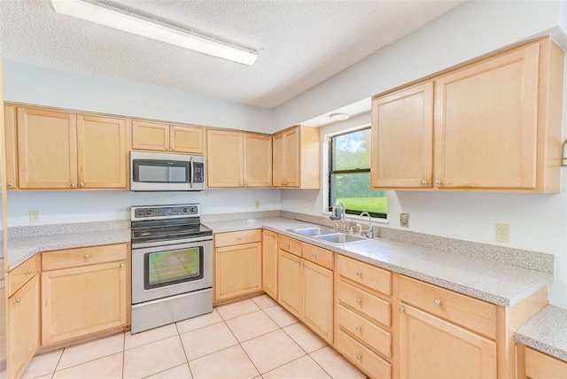 36345 Urban Rd, Zephyrhills, FL 33541 - photo 16