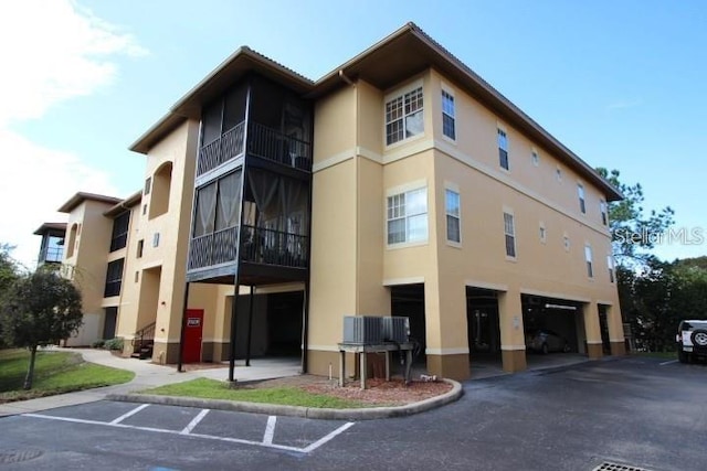 4312 Bayside Vlg Unit 204, Tampa, FL 33615 - photo 3