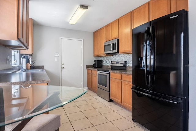 8743 Hampden Dr, Tampa, FL 33626 - photo 6