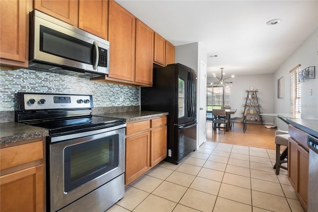 8743 Hampden Dr, Tampa, FL 33626 - photo 9