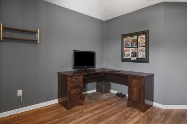 8743 Hampden Dr, Tampa, FL 33626 - photo 27