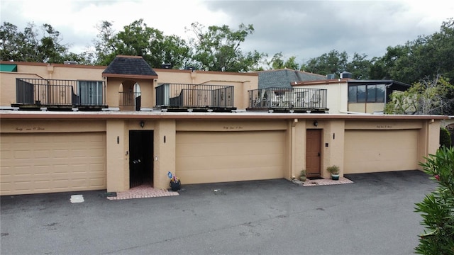 4405 Vieux Carre Cir Unit 46, Tampa, FL 33613 - photo 1