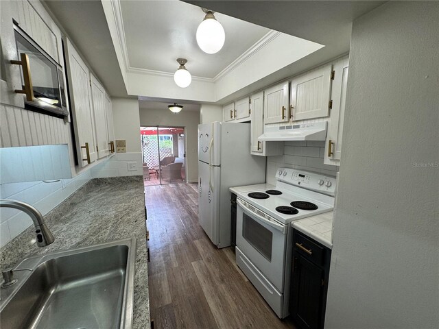 4405 Vieux Carre Cir Unit 46, Tampa, FL 33613 - photo 24