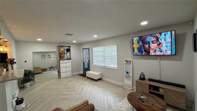 232 SE Monroe Cir N, Saint Petersburg, FL 33703 - photo 2