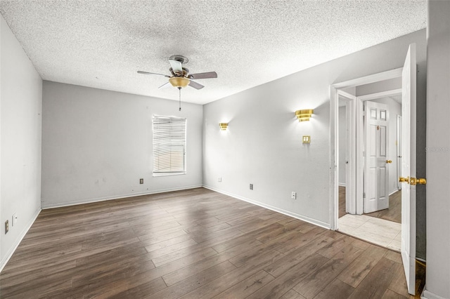 11817 Cedarfield Dr, Riverview, FL 33579 - photo 22