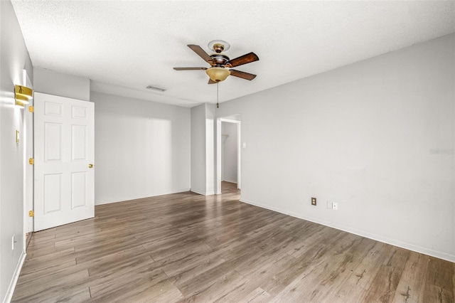 11817 Cedarfield Dr, Riverview, FL 33579 - photo 24