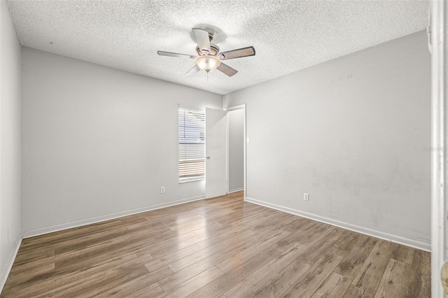 11817 Cedarfield Dr, Riverview, FL 33579 - photo 28