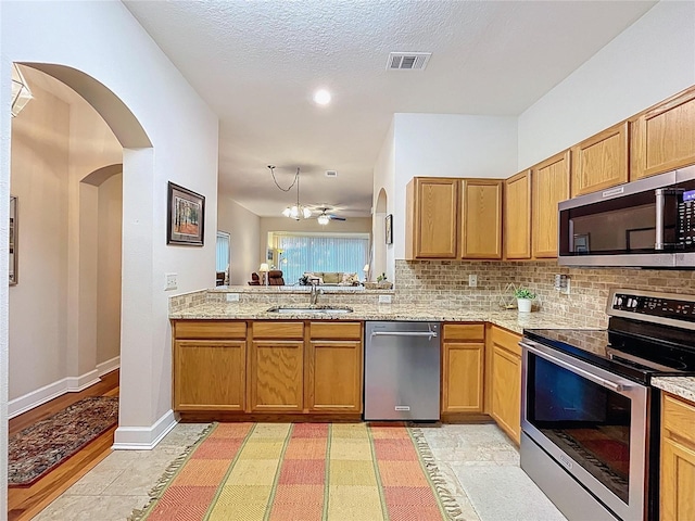 2109 Rottwell Ct, Brandon, FL 33510 - photo 6