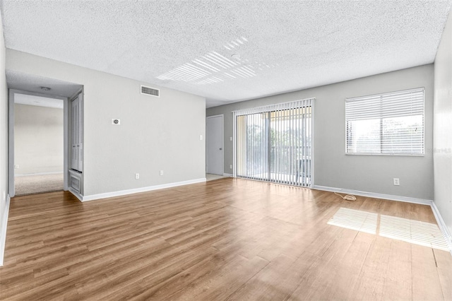 13287 Arbor Pointe Cir Unit 302, Tampa, FL 33617 - photo 5
