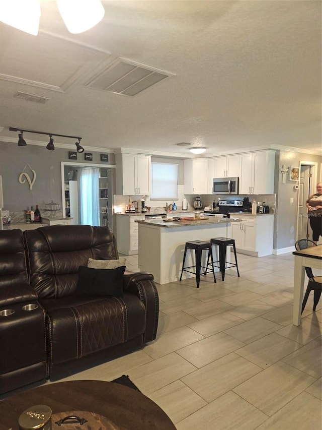 6290 Piedmont Dr, Spring Hill, FL 34606 - photo 9