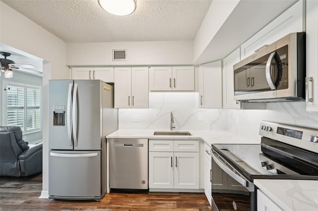 2255 Philippine Dr Unit 9, Clearwater, FL 33763 - photo 5