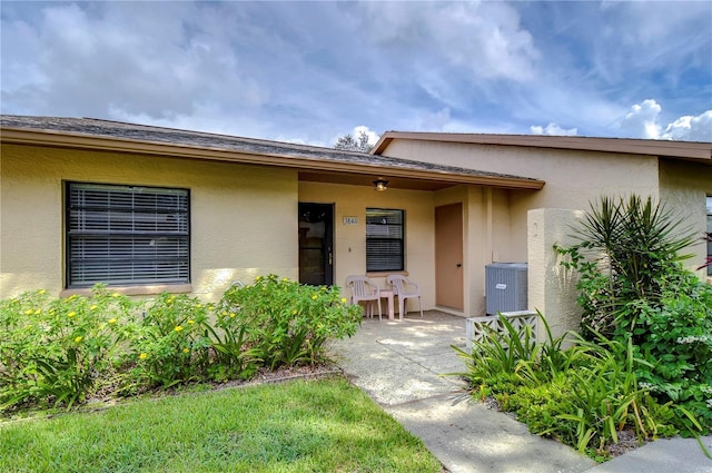 38411 Cottonwood Pl, Zephyrhills, FL 33542 - photo 1