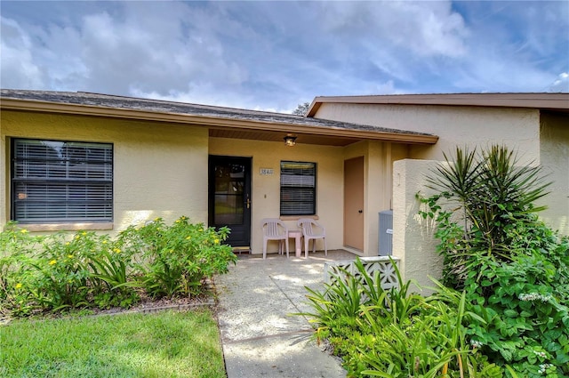 38411 Cottonwood Pl, Zephyrhills, FL 33542 - photo 10