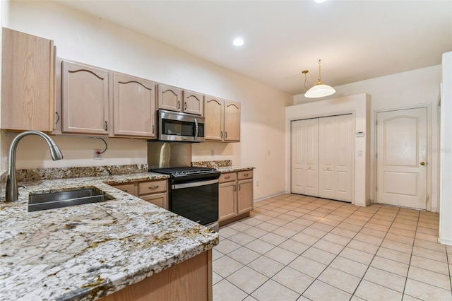 31414 Shaker Cir, Wesley Chapel, FL 33543 - photo 31